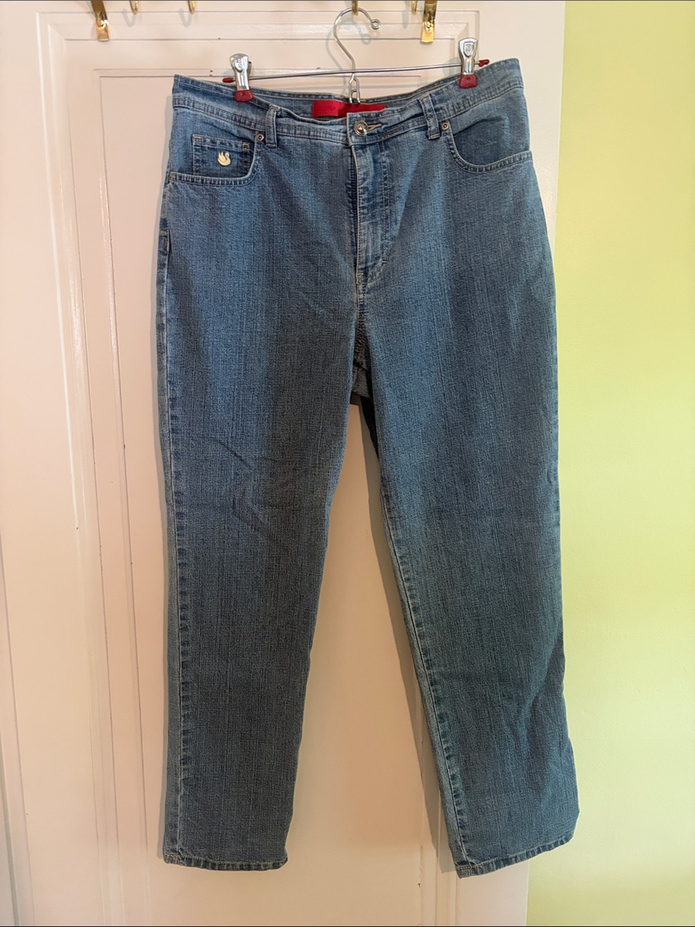 Gloria Vanderbilt Straight Leg Denim Jeans in Blue